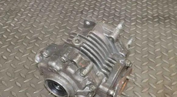 Toyota RAV 4 (XA40) Gearbox transfer box case 