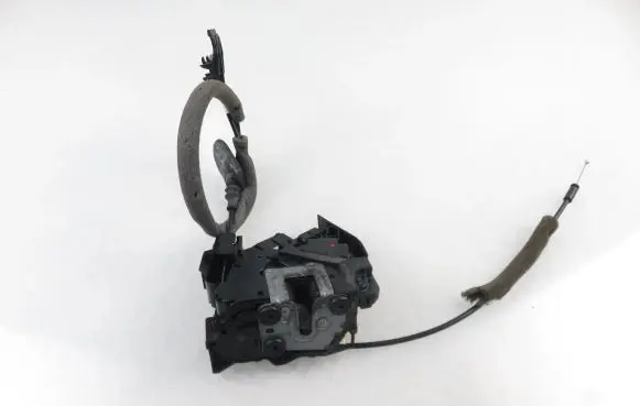 Renault Espace V (RFC) Rear door lock 825017971R