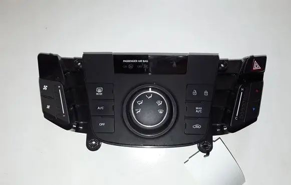 Hyundai i40 Air conditioner control unit module 972503ZRC0