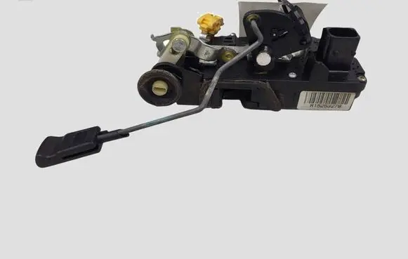 Cadillac CTS Rear door lock R15253278