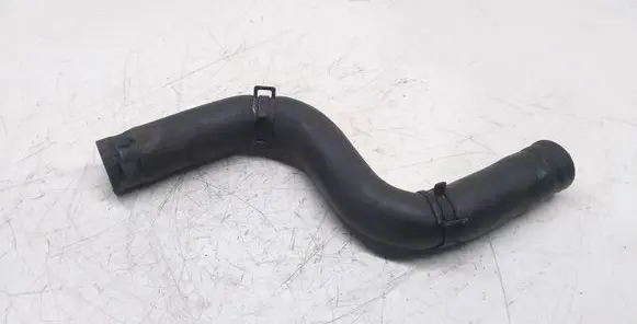 Subaru Outback Engine coolant pipe/hose
