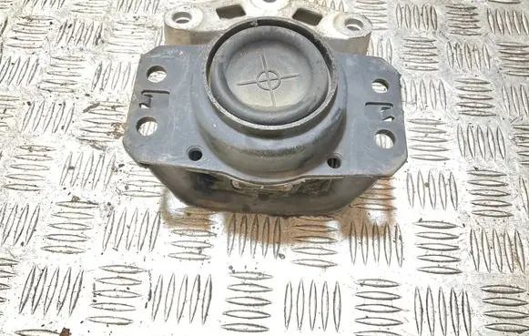 Peugeot 308 Engine mount bracket 9636583980