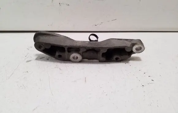 Jaguar XJ X351 A/C compressor mount bracket 