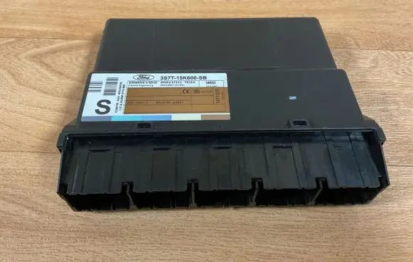 Ford Mondeo Mk III Comfort/convenience module 3S7T15K600SB 5WK48751C