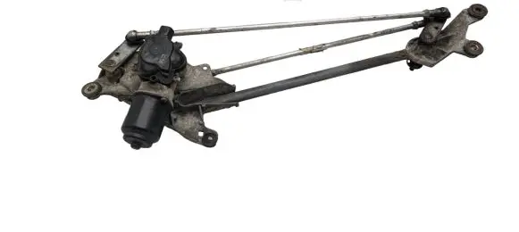 Honda CR-V Front wiper linkage and motor