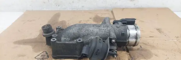 Audi A4 S4 B5 8D Throttle valve 08226801