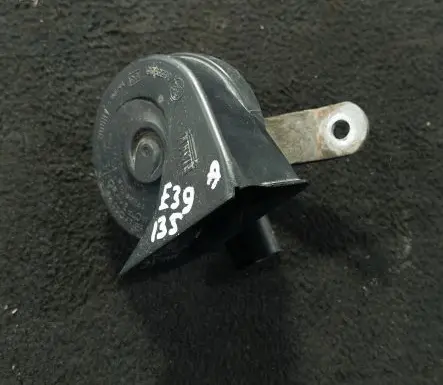 BMW 5 E39 Horn signal 8379703 1942C20 AL06