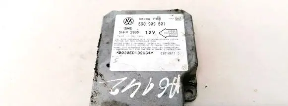 Skoda Octavia Mk1 (1U) Airbag control unit/module 6Q0909601 5WK42865