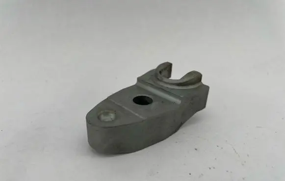 Audi A7 S7 4G Fuel Injector clamp holder 059216J