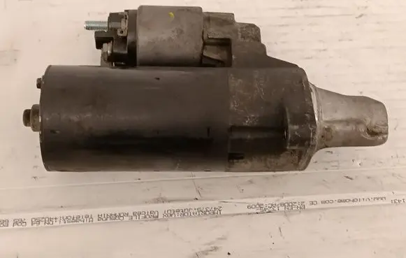 Mercedes-Benz E W212 Starter motor A0061519901