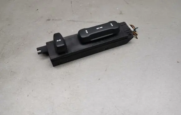 Honda Legend III KA9 Seat control switch M16009