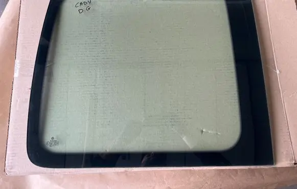 Volkswagen Caddy Rear side window DOT682M3232AS2 E000231 43R001583