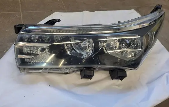 Toyota Corolla E160 E170 Headlight/headlamp 8115002E70 14253F