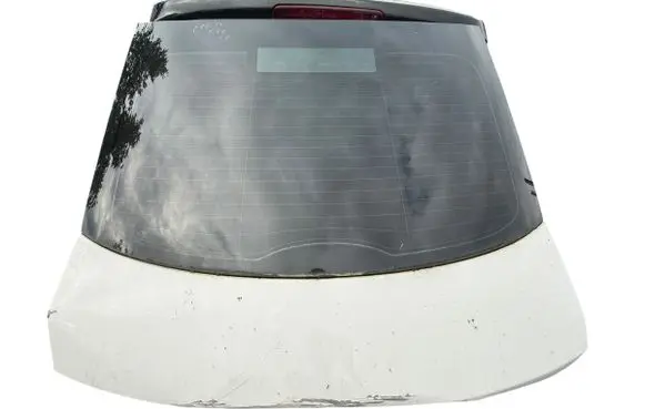 Skoda Rapid (NH) Rear windscreen/windshield window 