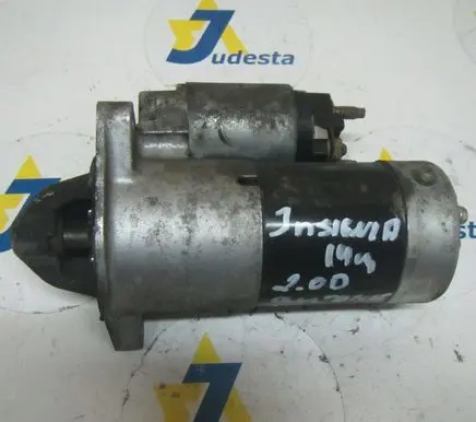 Opel Insignia A Starter motor 55585237