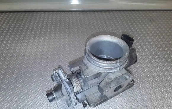 Jaguar X-Type Throttle valve F48F9B989