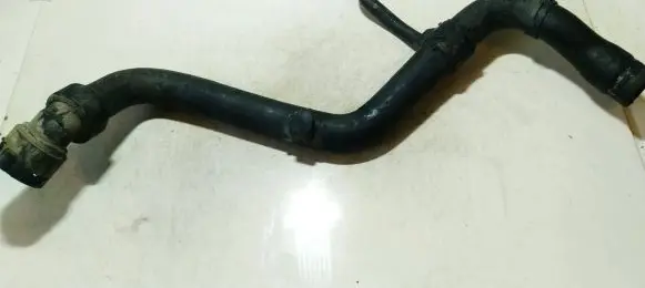 Volkswagen PASSAT B5 Engine coolant pipe/hose 4B0121101E