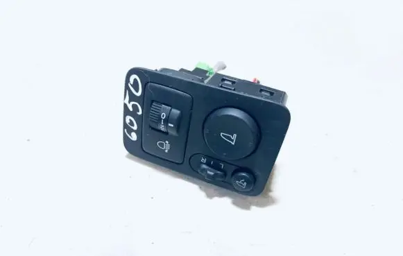 Honda CR-V Headlight level height control switch m131062