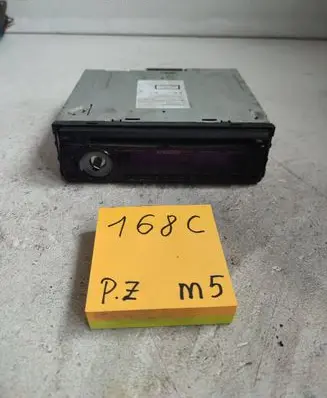 Seat Leon (1M) Radio/CD/DVD/GPS head unit KDC4027UG