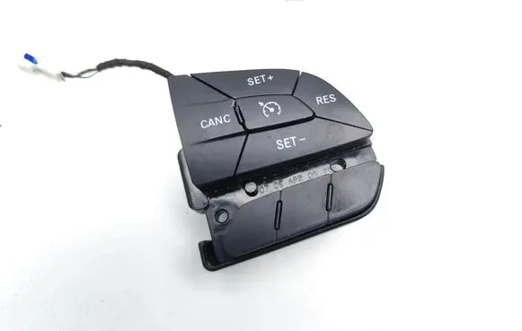 Jeep Grand Cherokee Steering wheel buttons/switches P68245338AA 041581D