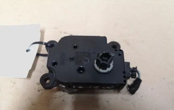 Ford Mondeo MK IV Air flap motor/actuator 3M5H19E616AB