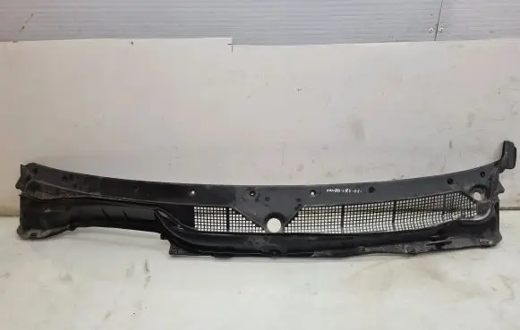 Honda CR-V Wiper trim 74200S10A000