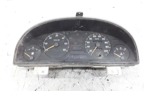 Peugeot 405 Speedometer (instrument cluster)