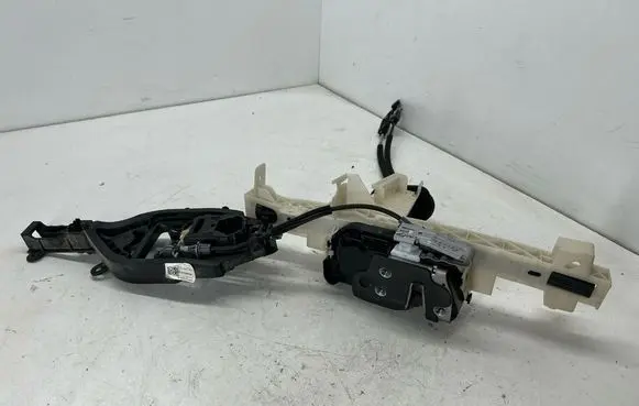 Ford Escape IV Front door lock LJ6BS264A26AF LJ6BS219A64BL LJ6BS221A00AH