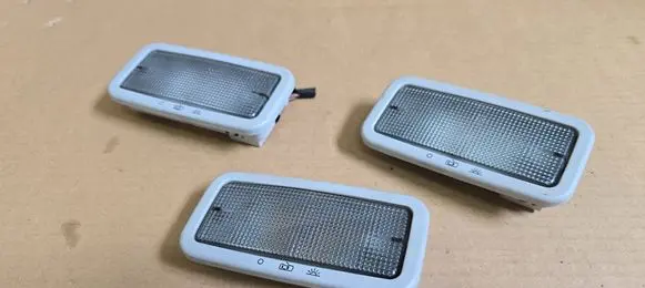 Volkswagen Transporter - Caravelle T5 Rear seat light 7H0947105A