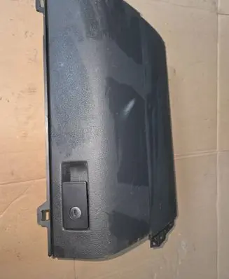 Volkswagen Touran I Glove box 1T1857101A