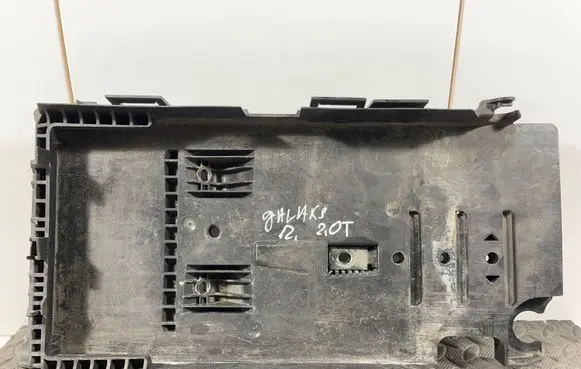 Ford Galaxy Battery tray 6G9110723A