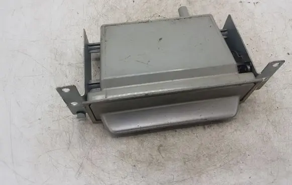 Nissan X-Trail T30 Glove box 6847544F00