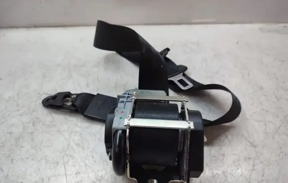 Audi Q7 4L Front seatbelt 4L1857705