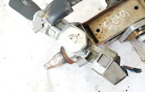 Ford Galaxy Ignition lock 3m513f860ad 3m51-3f860-ad