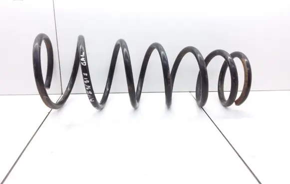 Toyota Avensis T220 Rear coil spring