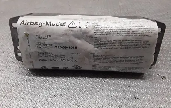 Passenger airbag
