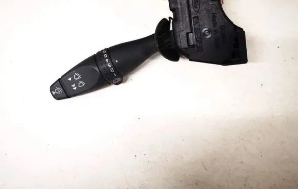 Ford Focus Wiper control stalk 98ag17a553bc