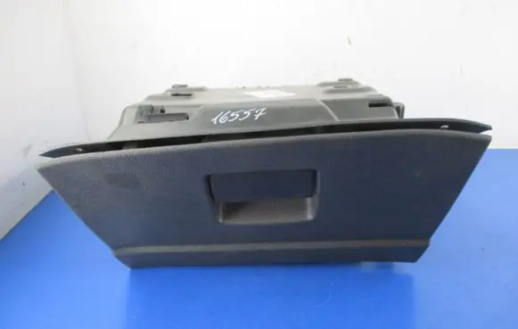 Ford Mondeo MK IV Glove box 7S71-A06010
