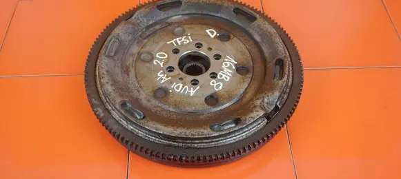 Audi A4 S4 B7 8E 8H Dual mass flywheel 06D105317A BWE