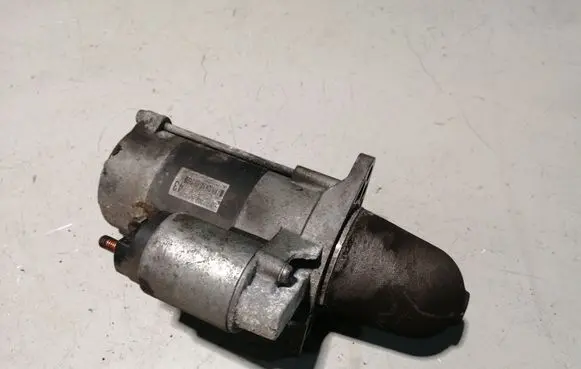 Subaru Impreza III Starter motor 23300AA620 M002T89071