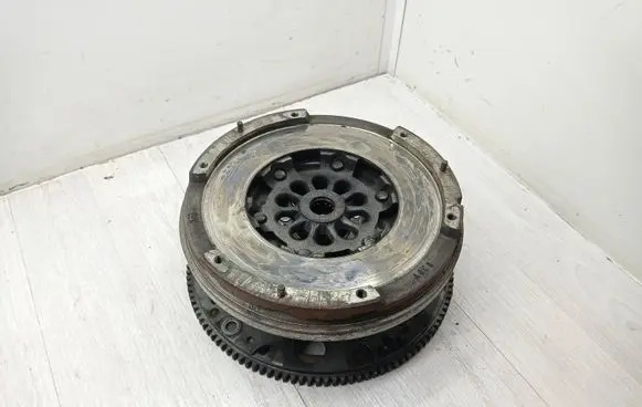 Audi A4 S4 B9 Dual mass flywheel 0cs105266H