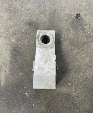 Mercedes-Benz S W222 Radiator mount bracket 2226261331