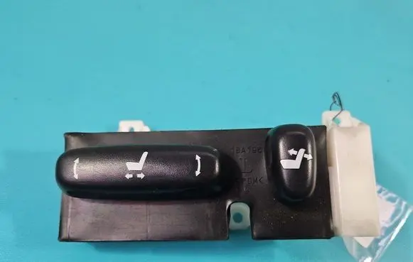 Lexus RX 330 - 350 - 400H Seat control switch 18A196 IMPRK1462953