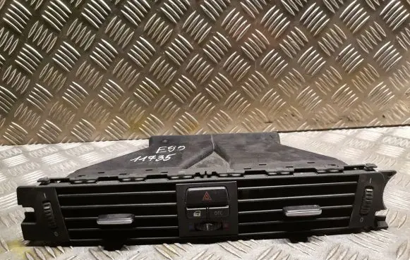 BMW 3 E90 E91 Other center console (tunnel) element 9123302