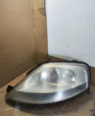 Citroen C3 Headlight/headlamp 20A024B