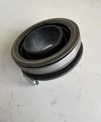Toyota Land Cruiser (HDJ90) clutch release bearing 