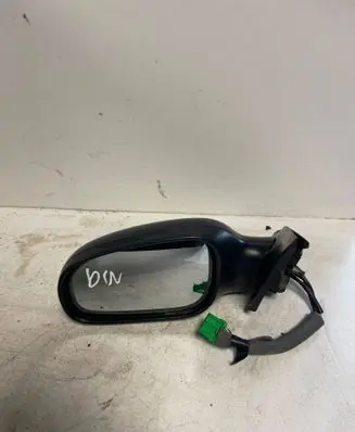 Volvo V70 Front door electric wing mirror E11015463 E11025463