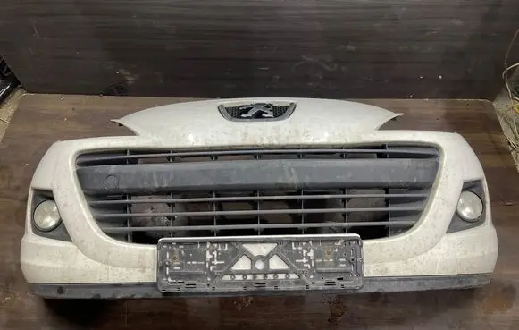 Peugeot 207 Front bumper