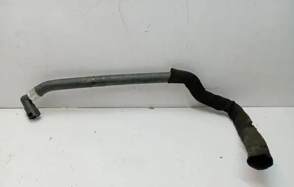 Ford Mustang VI Engine coolant pipe/hose GR3318K579