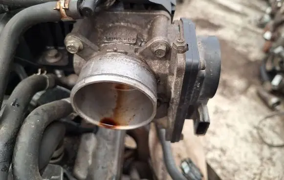 Nissan Juke I F15 Throttle valve 52601k2x022